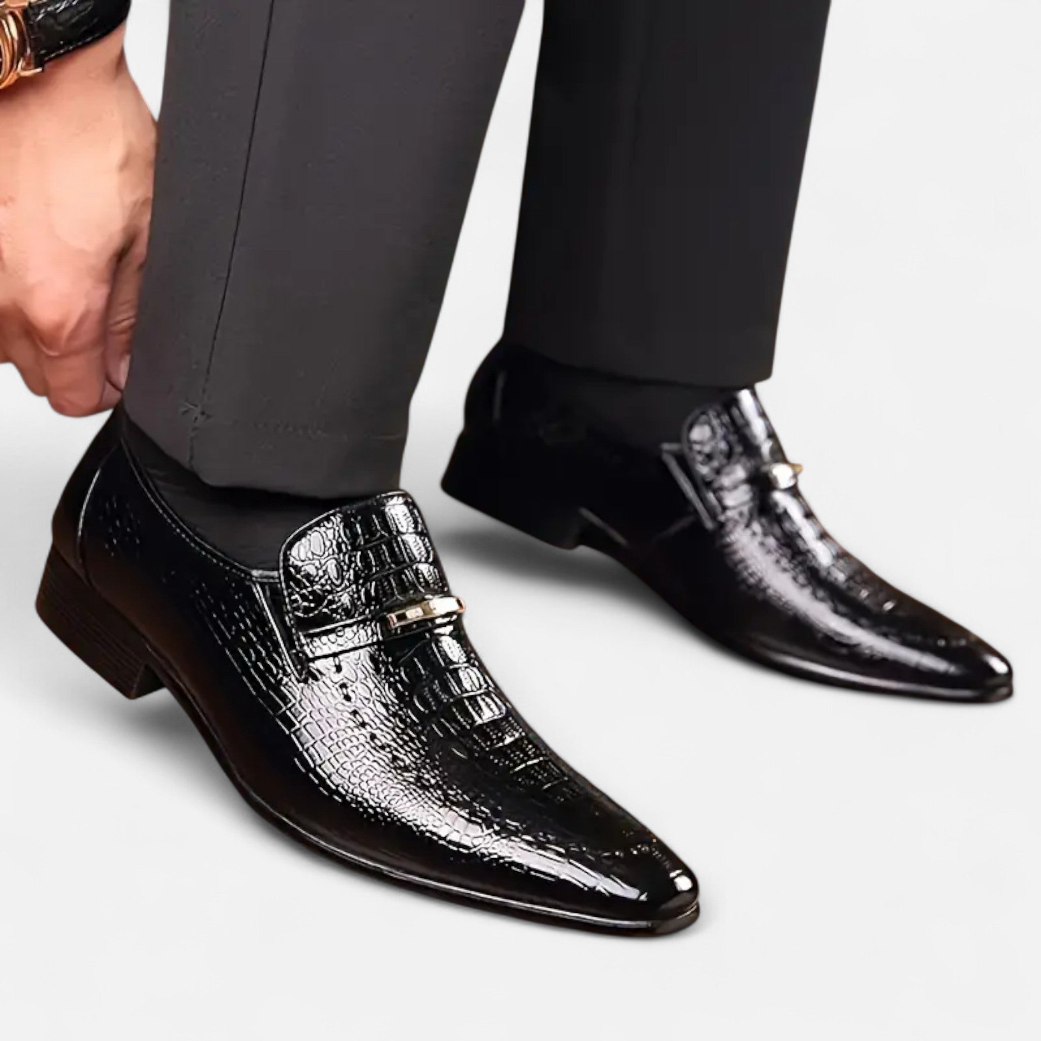 Zeyliah | Men’s Oxford Loafers with Metallic Emblem